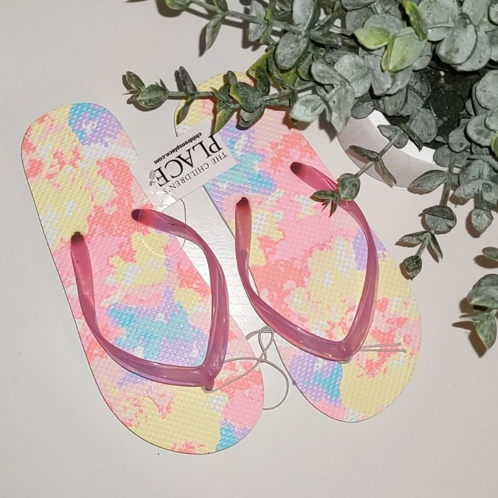 NWT Big Kids flip flops